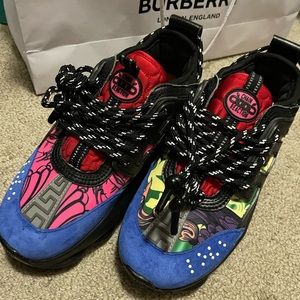 Chain reaction Versace runners